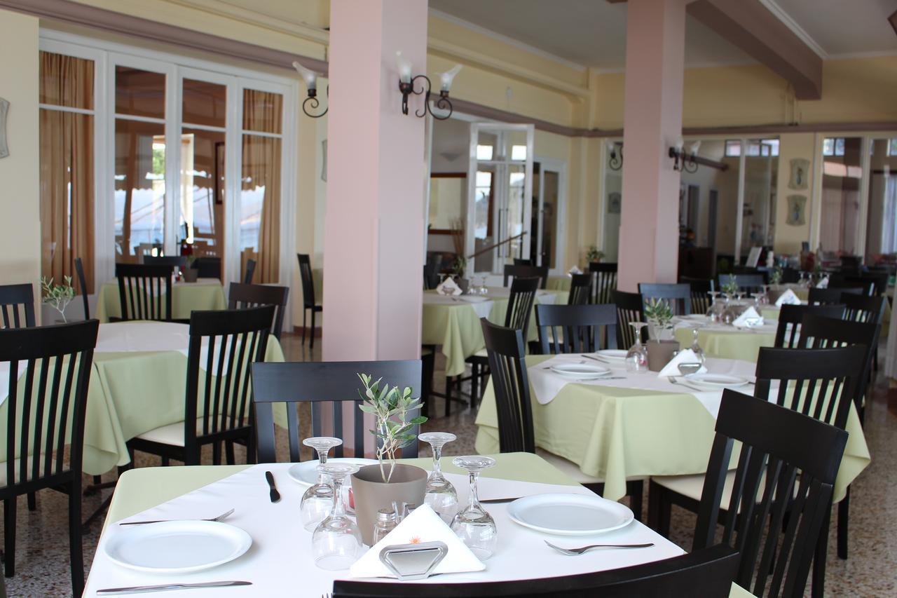 Hotel Solon Tolón